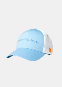 casquette gertrude benja bleu de face sur fond blanc