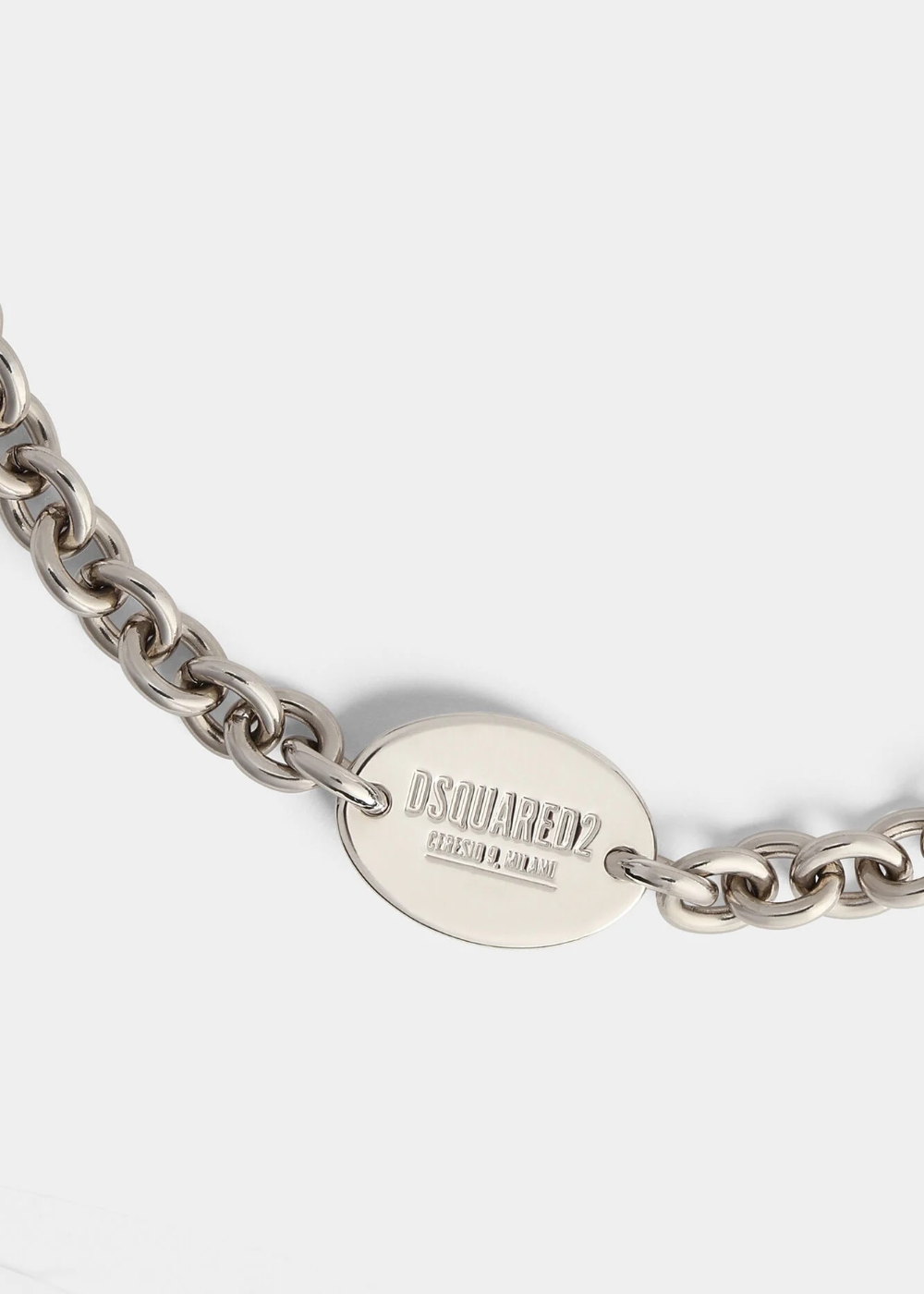 Collier D2 tag