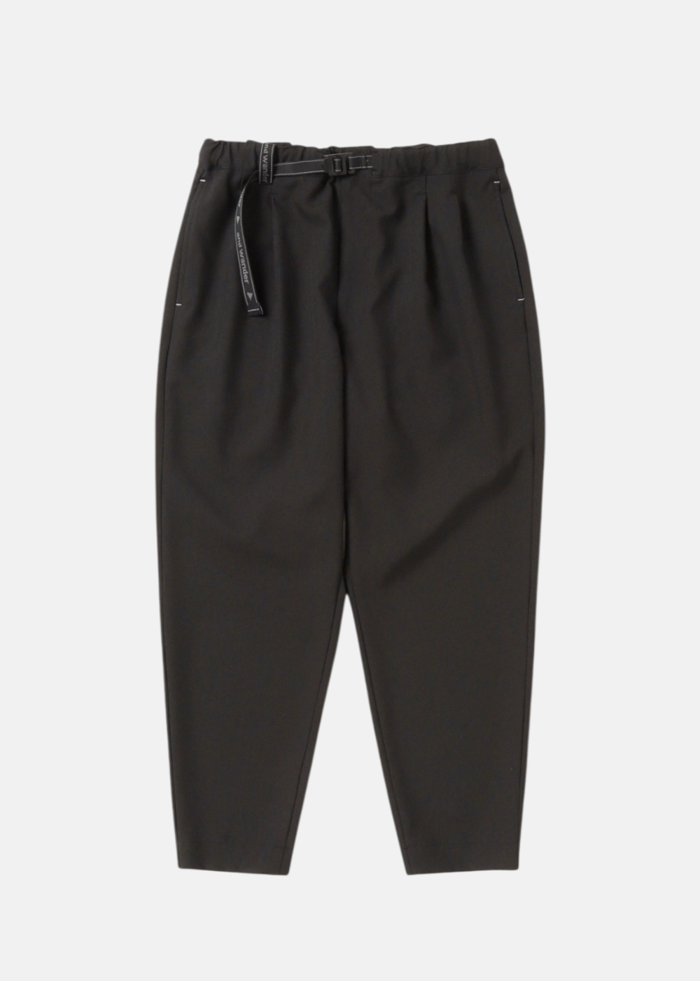 Pantalon And Wander noir en twill stretch, déperlant et respirant, coupe droite, ceinture intégrée.