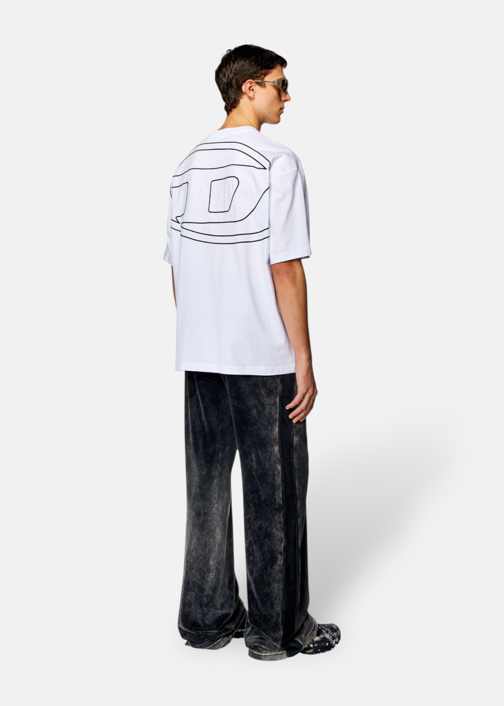 tshirt diesel blanc oval d brodé dos avec son pantalon large diesel